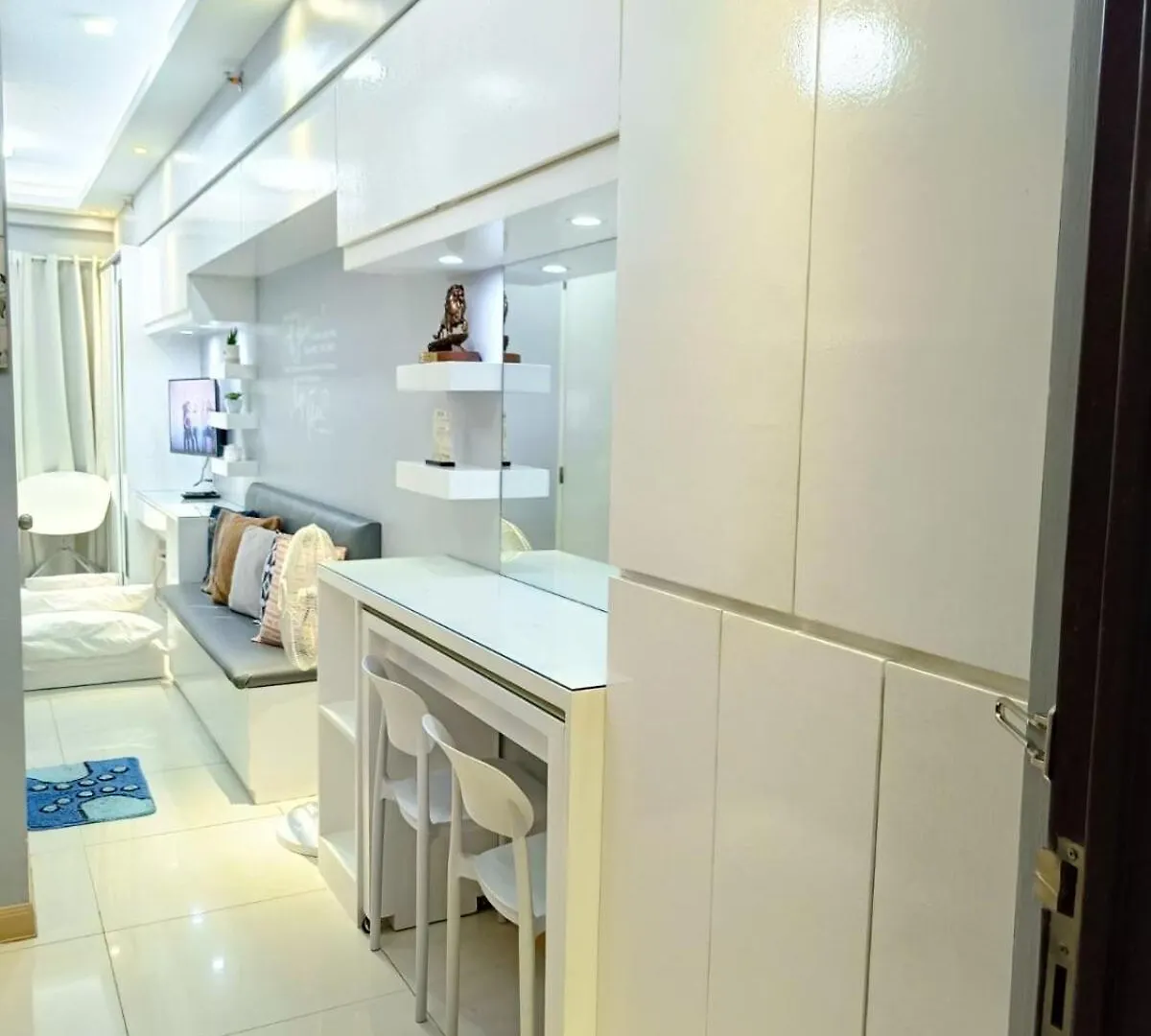 Апартаменты White Oasis At Camella Northpoint Davao